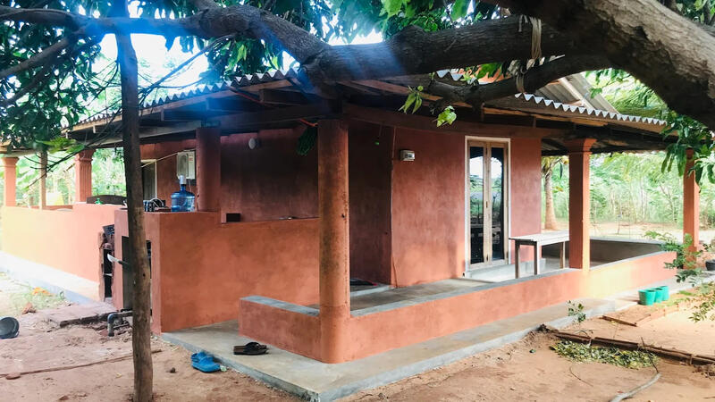 Where Earth Meets Elegance Step into a space designed to blend seamlessly with the land. Our unique earth-toned cottages offer a cool, natural refuge under the shade of ancient trees. At Rahathangama Lake Resort, we believe in "living with the land," prov